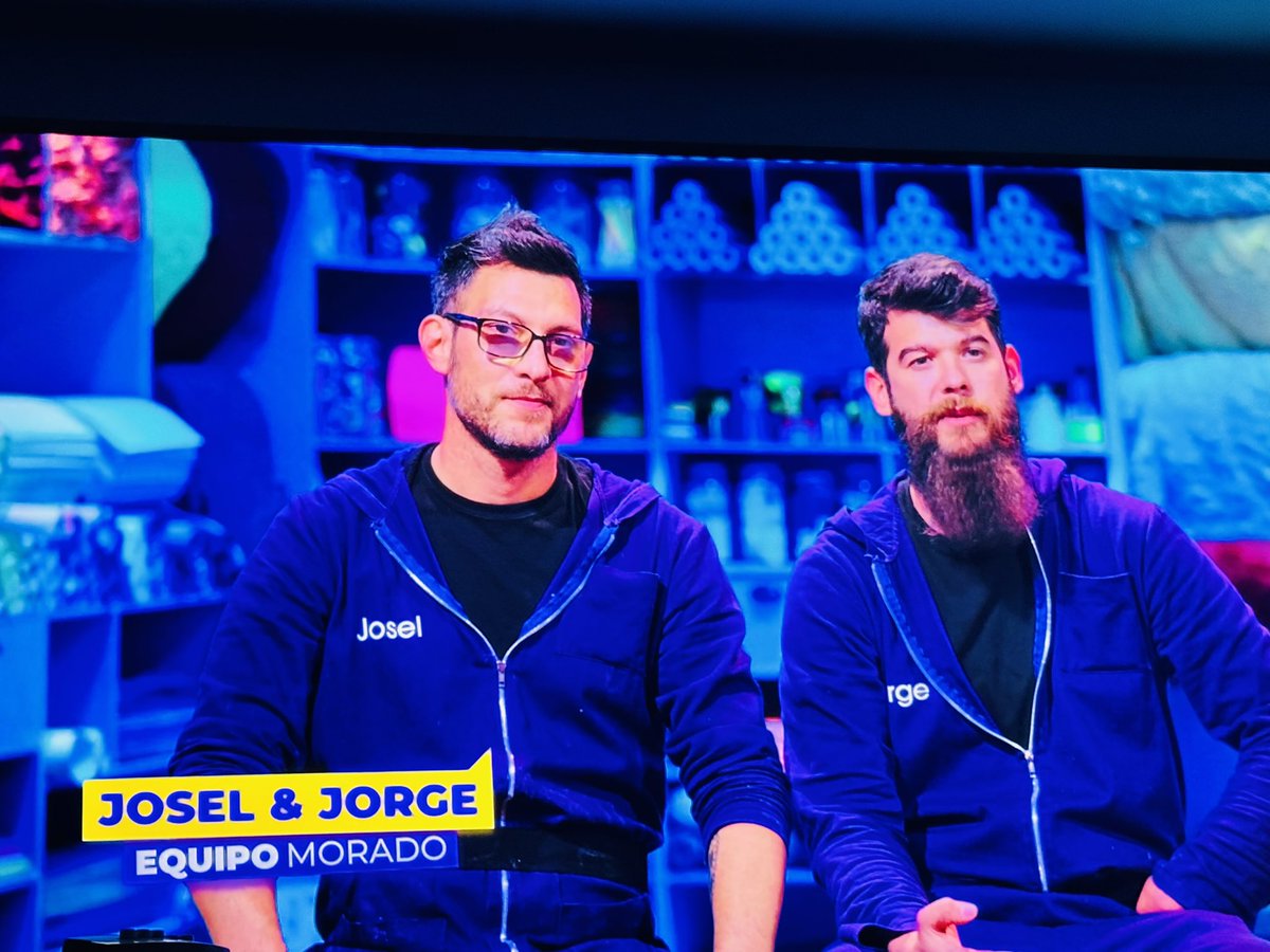 LKpuccino's tweet photo. - Me encantó la trama del programa #DaleDaleDale de @NetflixLAT
la trama: https://t.co/sl16Qz9WdA