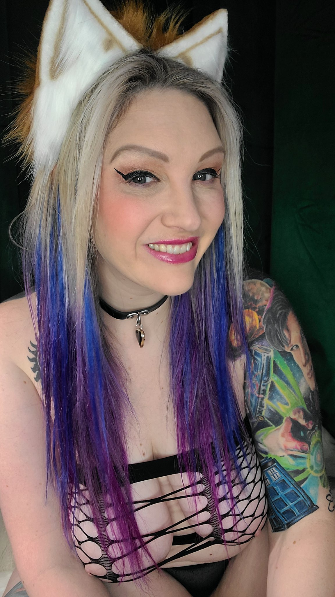 TW Pornstars TheMoistQueen. Twitter. Rawr! RT for me! 😉. 2 43 AM 8