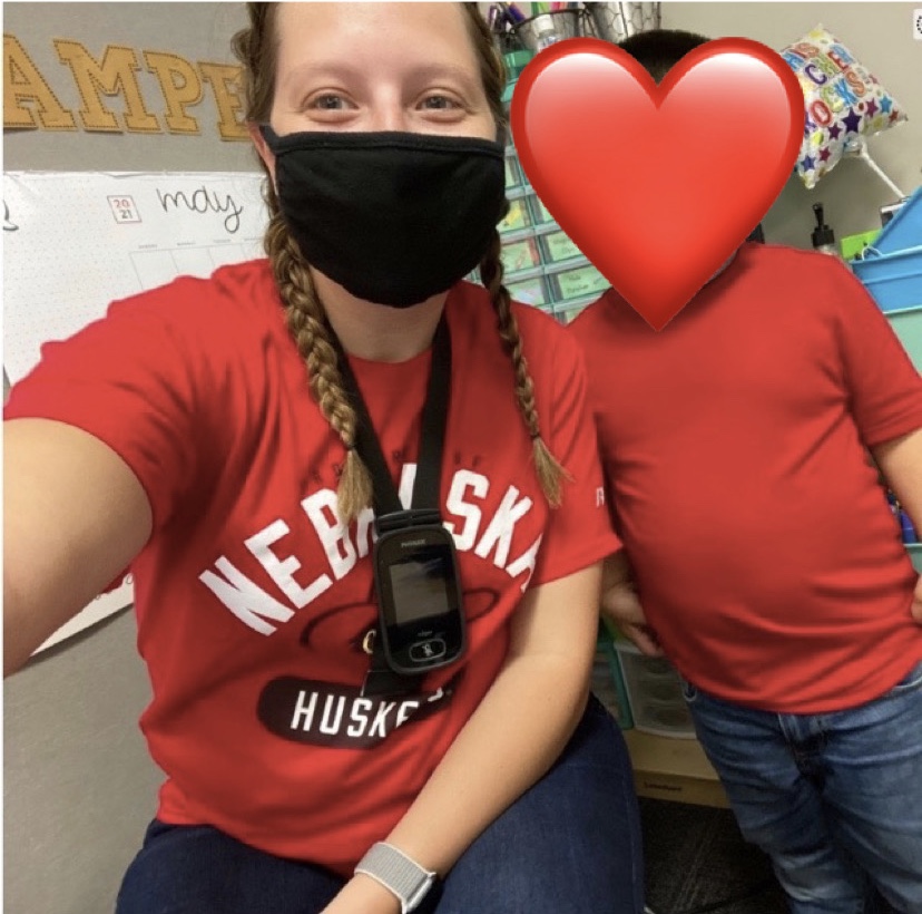 ali_kamper's tweet image. Any support is welcomed and appreciated🥰
❤️NE Pre-K Inclusion teacher in a Title 1 school.
🧡I'm one of the first teachers these kids will have to start the learning journey☺️
#kidsneedbooks
#clearthelist #Johnclearmylist 
@amazon @tmobile #MagentaMagic
 amzn.to/2AVq7Vq