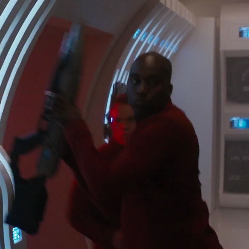 ECaptain1701's tweet photo. SAME ENERGIES--
I SEE NO DIFFERENCES--

#Theme 
#RedGuards 

(2022).
#DontWorryDarling 
#RedJumpsuits 
#FlorencePugh
#FranksMen 
#ChrisPine

(2016).
#StarTrek 
#StarTrekAOS
#StarTrekBeyond
#StarfleetSecurity 
#ChrisPine 

(2017).
#StarWars 
#TheLastJedi
#ElitePraetorianGuards https://t.co/3j2ciKaT0J