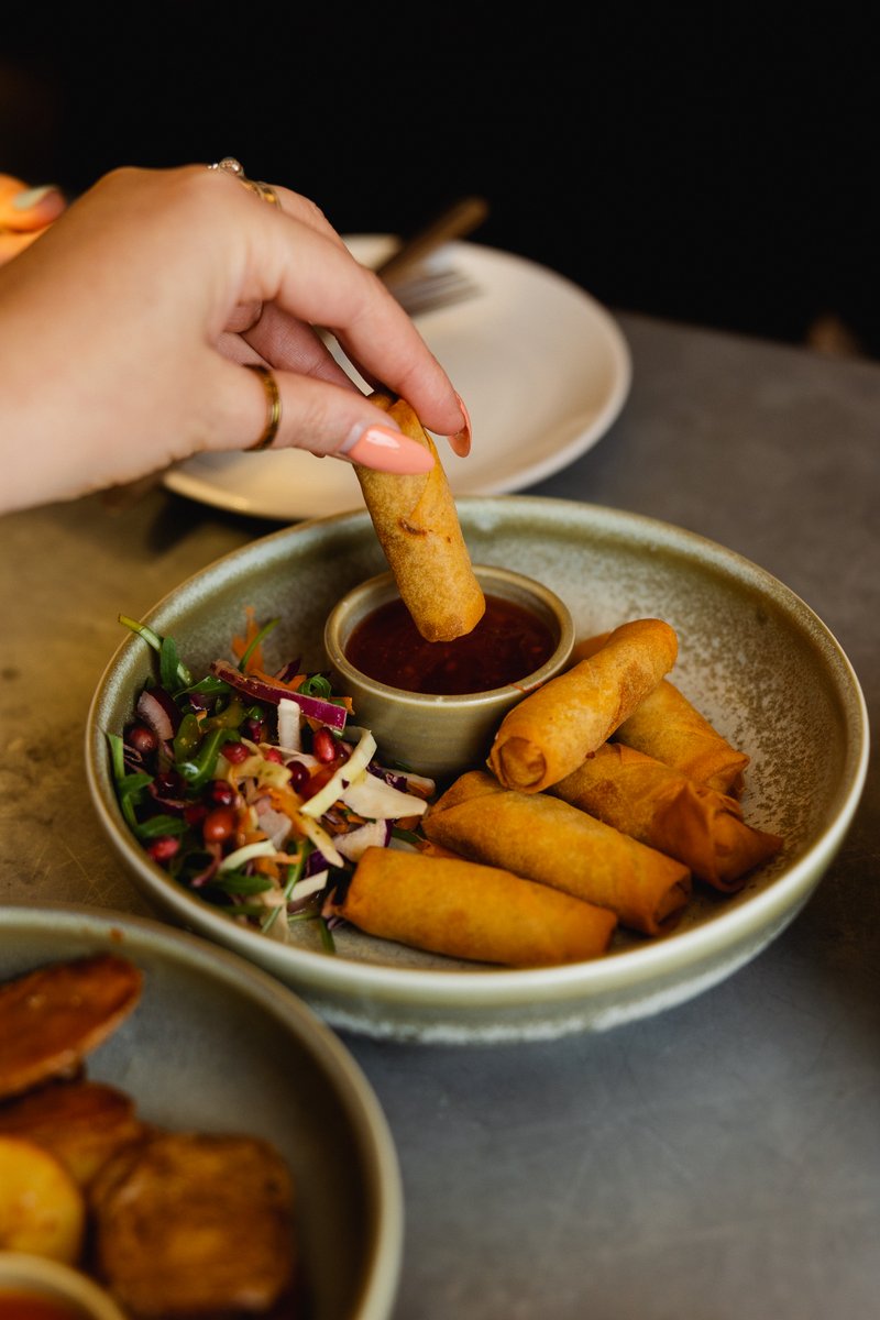 VEGANUARY 🍃💚

Take a bite out of our new vegan options in celebration of Veganuary tomorrow (Monday 9 January) until Tuesday 31 January! 

👉 Book your table: yolotownhouse.com