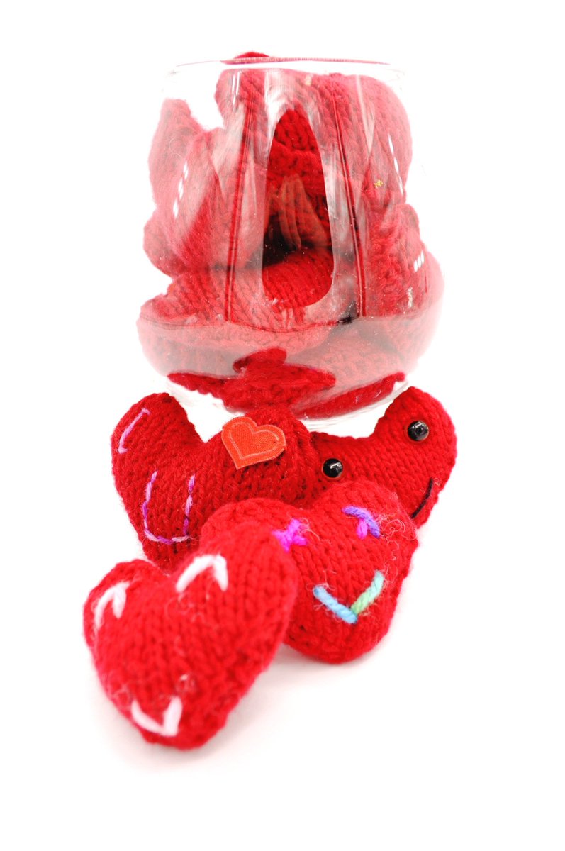 Pocket hug heart, Pocket gift, thinking of you gift, stocking filler, Christmas 2021 tuppu.net/1525c72d #Pottiteam #HandmadeHour #Caturday #htlmphour #TMTinsta #Womeninbusiness #CraftBizParty #craftychaching #shopindie #Christmas2021