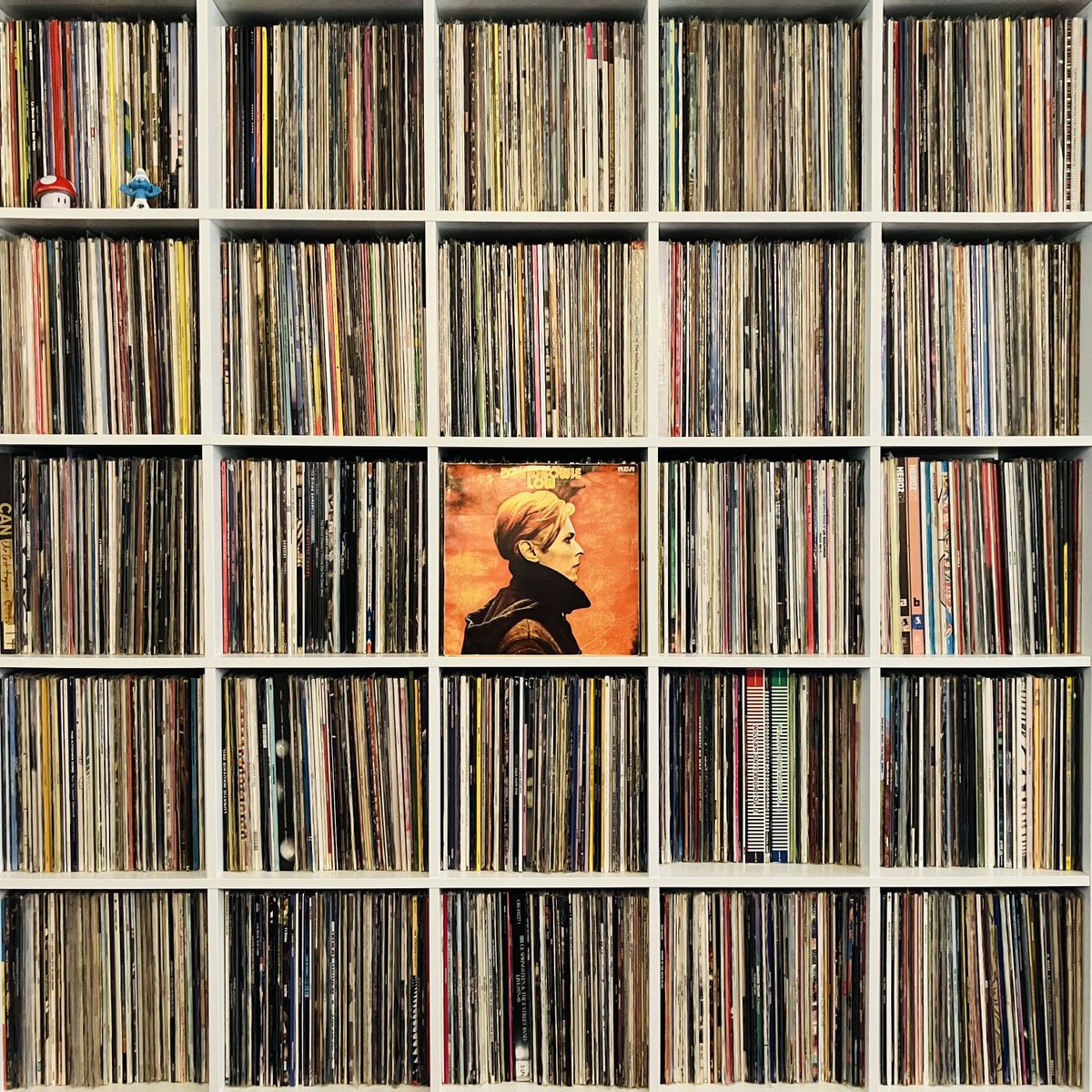 Bon anniversaire à l'immortel David Bowie. 75 ans aujourd'hui.