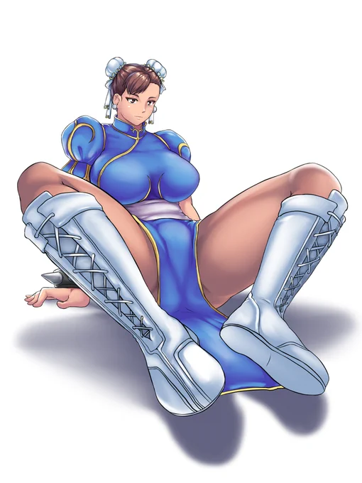 4年前に描いた春麗。大好きなキャラだし自分でも描いてみたいと思ってはいるけど、如何せん衣装が難しくて中々描けない。ブーツの紐だけでめちゃめちゃ時間かかってる。 