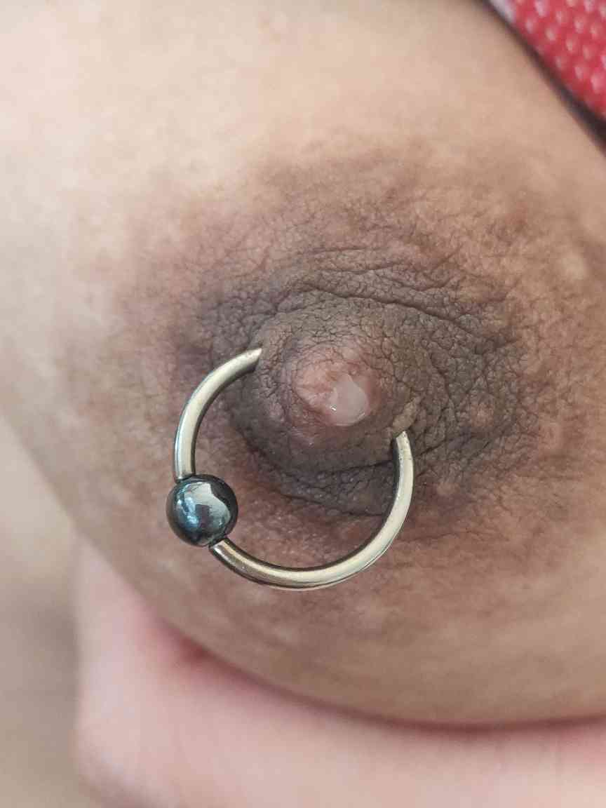 after too much time and effort, finally got enough milk while hand squeezing to get a big ole droplet, I knew trans women could get the milkies (yeah gf can get more with mouth but hand squeezing feels impressive)