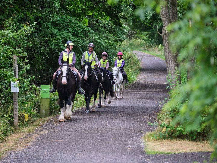 peakdistrict's tweet photo. β οΈ #TissingtonTrail - ash dieback works update
Works resume on Monday 9 January...
π closed between #MapletonLane and #SpendLane
π closed north of #AlsopStation to south of #Biggin for resurfacing
The whole trail will be fully open at weekends.
π https://t.co/iLBvUSIy4G https://t.co/oTP2EH1BJR