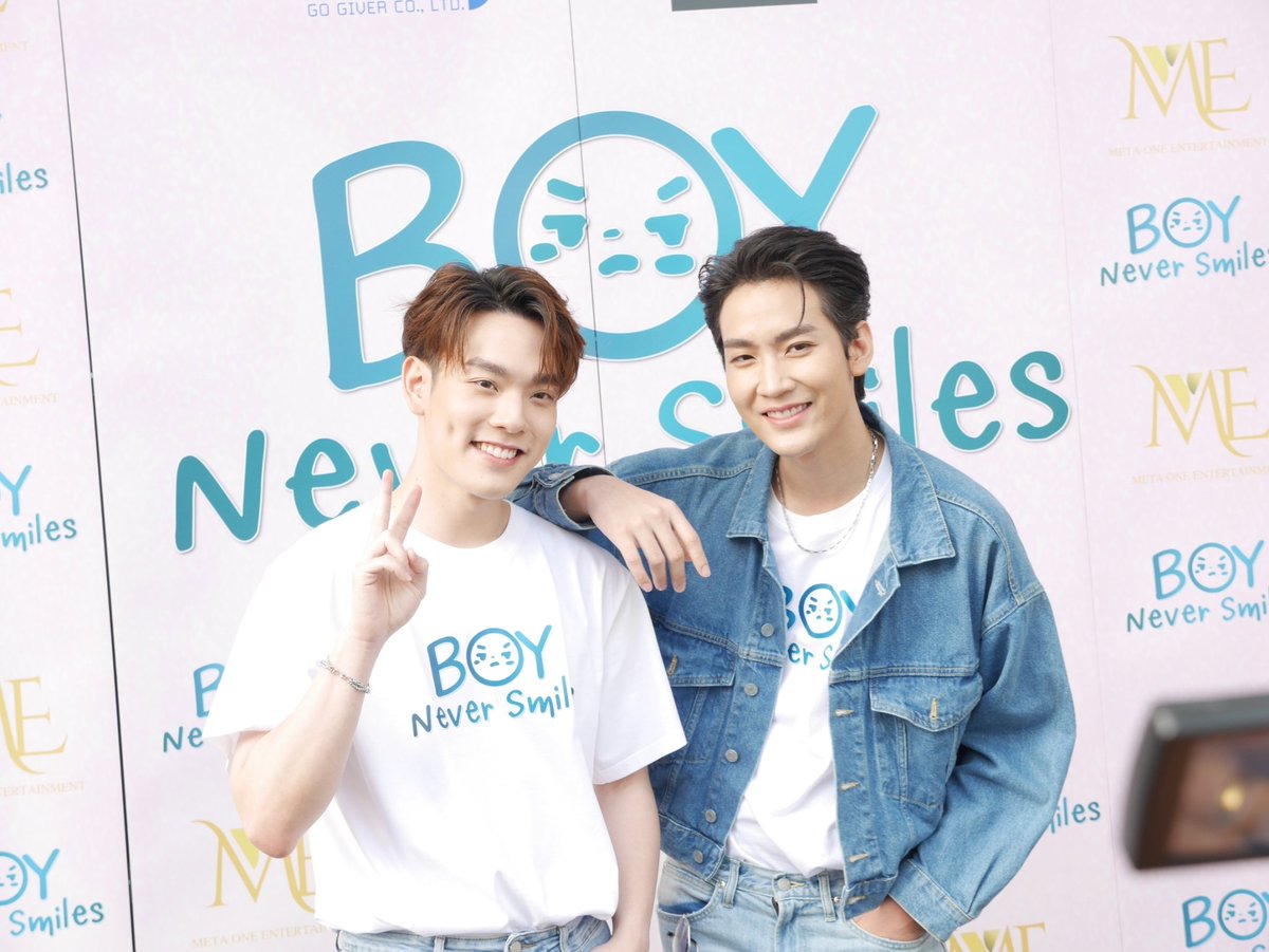 metaone10's tweet photo. แวะมาแจกรอยยิ้ม....
#คิมม่อน #คอปเตอร์
#ม่อนเตอร์ #boyneversmiles #รักสุดท้ายนายไม่ยิ้ม https://t.co/2BT3mdIwO0