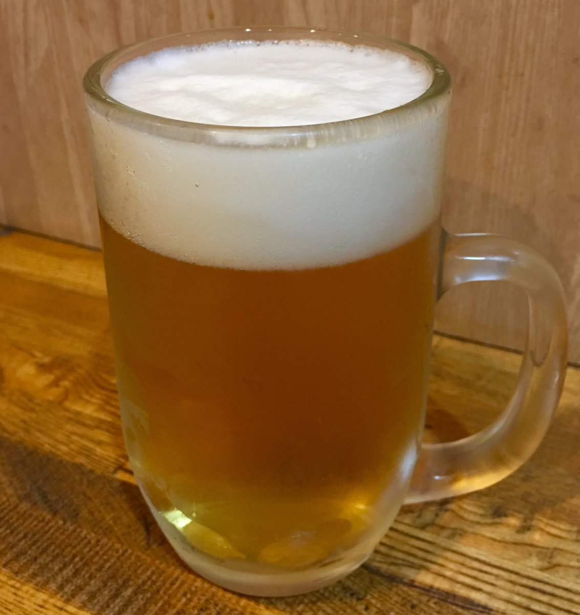SLsanTEAM1023's tweet photo. 久しぶりにしちりんさんの生ビール🍺ともつ煮です〜！美味しい😋
Twitterも久しぶりです〜😊 https://t.co/M2v7PX8fj6