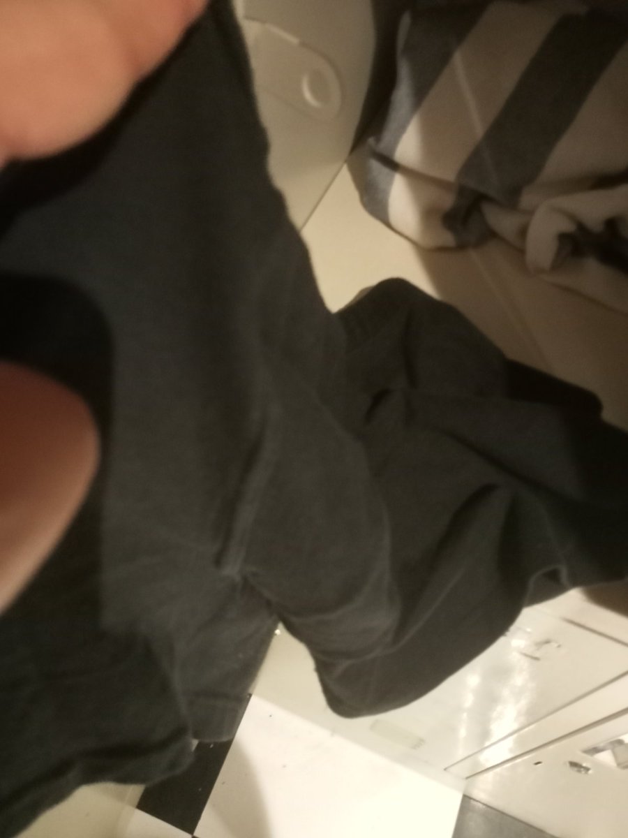 itsmeblue03's tweet photo. unexpected spa experience: someone just handed/gave this to me ๐คญ๐
#Spa #massage #hopemed #WaterleafSpa #InfinitySpa #dynastyspa #AmistadSpa #Lasema #nyspa #YugenSpa https://t.co/jexaE5UQEF