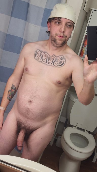 Saturday night semi! Hope everyone is doing well!! https://t.co/Pv8HltTefV<a href="/tag/nudist"class="tags"><span>#nudist</span></a>
