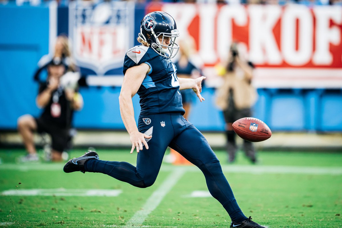 MikeHerndonSk1's tweet photo. Ryan Stonehouse is officially the new NFL single season record holder for punting average. He will finish 2022 at 53.1 yards per punt, clearing Sammy Baugh’s 1940 mark of 51.4 by nearly two full yards. Would imagine we see him reset that record a time or two before he’s done. https://t.co/WGkMeR3iPh