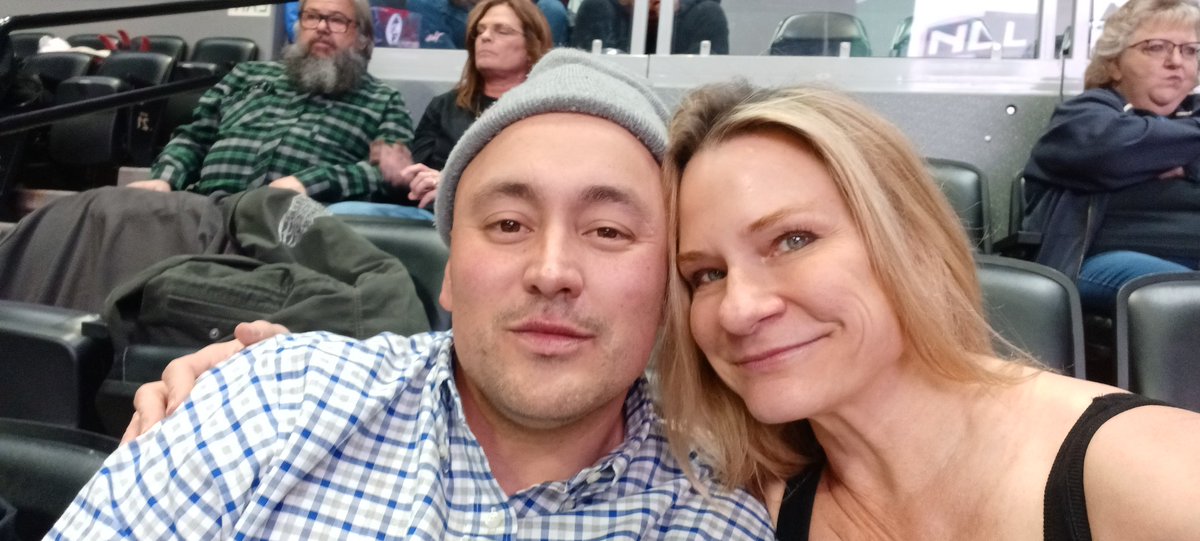 cz_denver's tweet photo. #TuskUp https://t.co/awZxSqHoAD
