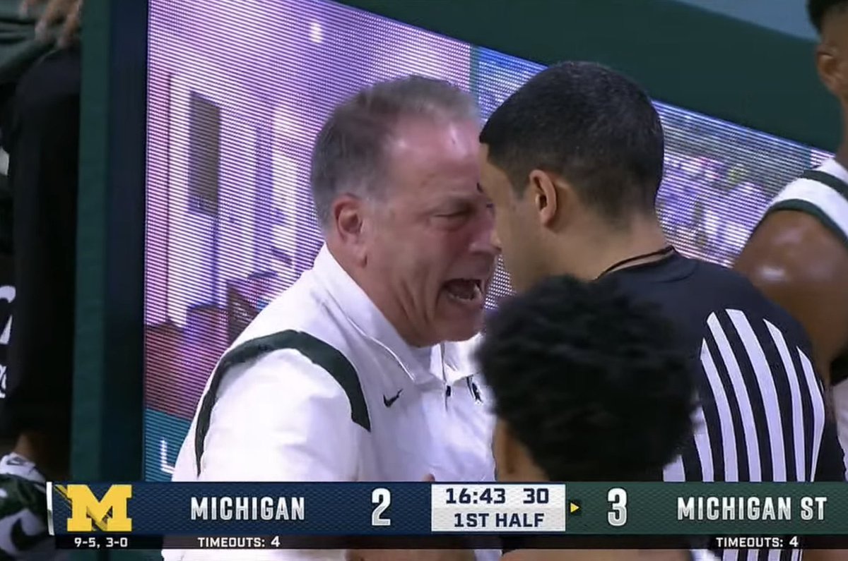 bhansen30's tweet photo. @GoBlueLexi117   I wonder if Izzo hangs out with Underwood, McCaffrey and Howard 😂 https://t.co/oKbl6RpNHd