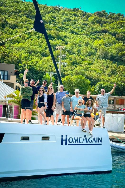 VOYAGEcharters's tweet photo. We are thrilled to get fotos like the one @julia.carlson_ shared with us. Family and friends enjoying a great time sailing with VOYAGE charters! #voyagecharters #voyageyachts #voyagebase #bvi #bvisailing https://t.co/T0lBx1L8f0