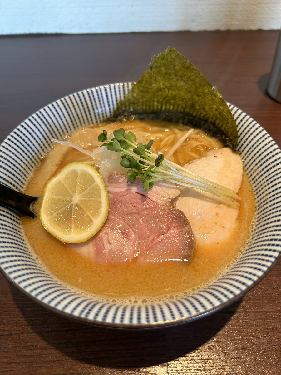 fukunekos's tweet photo. 今���は非公式チームの年始ライド。笠間稲荷へお詣りし、ランチは限定「あん肝混×平子煮干し」美味い(๑˃̵ᴗ˂̵)
雅流さんの戦略にハマってます。
#旬菜麺屋雅流 https://t.co/VvnWBZIS2u