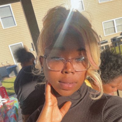CarrieJay___'s tweet photo. #NewProfilePic https://t.co/6YJMsveY8w