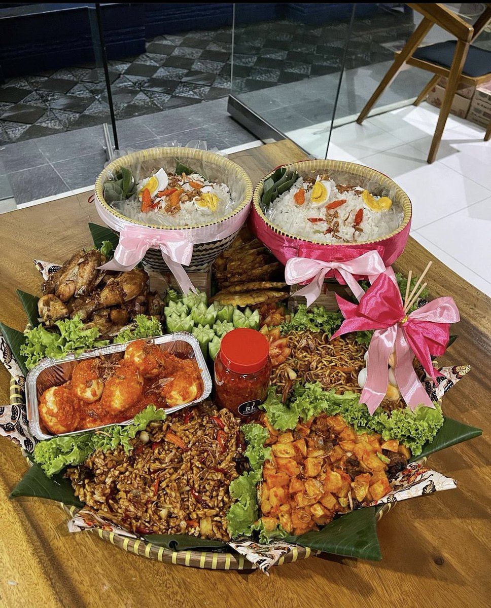 heyaagirl's tweet photo. @bliblidotcom Nasi liwet 😍 belinya di @resepliangel https://t.co/XgBqUUAhOz
