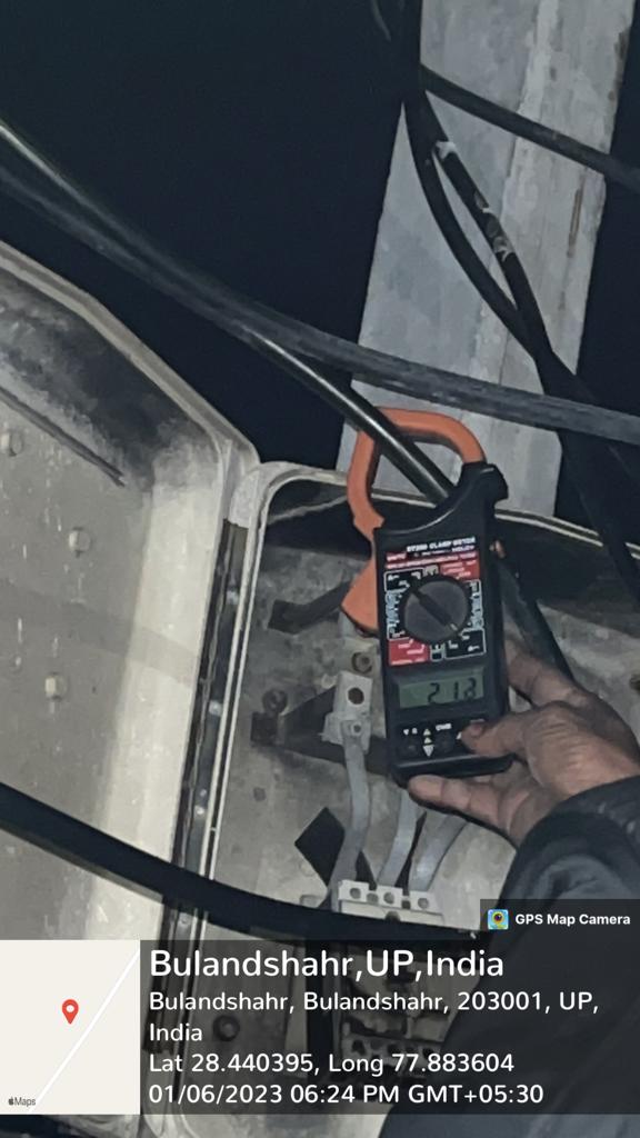 erkamalprakash's tweet photo. #Field_Work
#Load_Checking
#Electricityworkshop
#hydelcolonybulandshahr https://t.co/Fx92xwo7e8