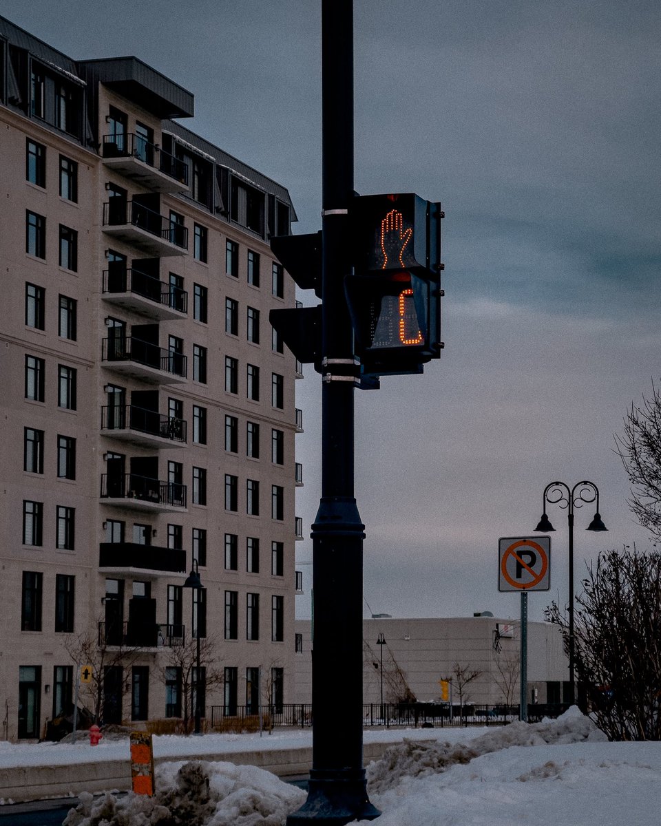 Anisan_i_'s tweet photo. //🚦❄️𝐒 𝐭 𝐫 𝐞 𝐞 𝐭 𝐬 ❄️🚦\\
#streetphotography #StreetArt #mobilephotography #shotoniphone #Apple #StreetArt 
▪️📱📸• 𝕀𝕡𝕙𝕠𝕟𝕖𝟙𝟛ℙ𝕣𝕠𝕄𝕒𝕩 
▪️✍️ 🎨•𝕃𝕚𝕘𝕙𝕥𝕣𝕠𝕠𝕞
https://t.co/M5hw3qcXBc https://t.co/jKBEShO23g
