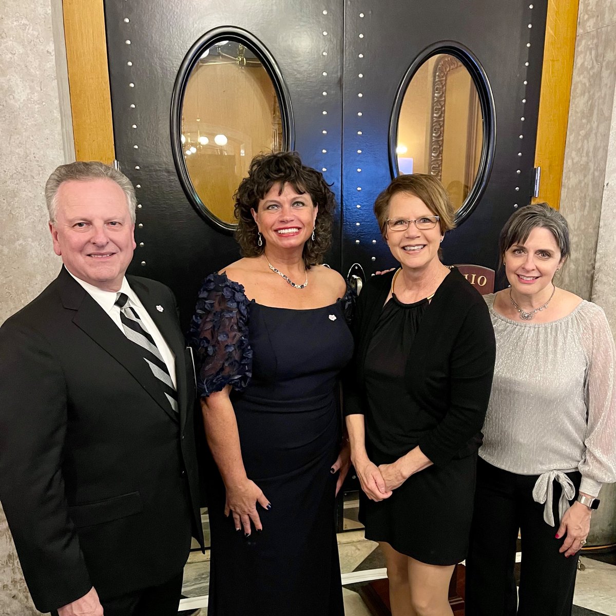 Fabulous time with @OHCounties President Glenn Miller, Henry County Commissioner, along with many other commissioners and state officials at the DeWine-Husted Inaugural Gala at the beautiful @OhioStatehouse. @GovMikeDeWine @LtGovHusted @DeWineHustedOH @KennedyForOhio