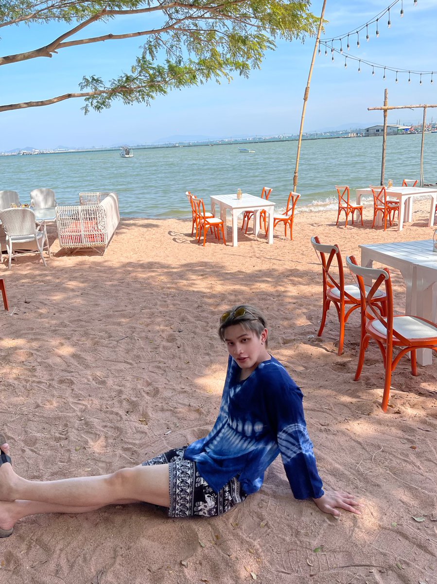 BrookRuenarom's tweet photo. ยักไปตะเล 🥺 #Brook_smth https://t.co/hpMyIGsAry