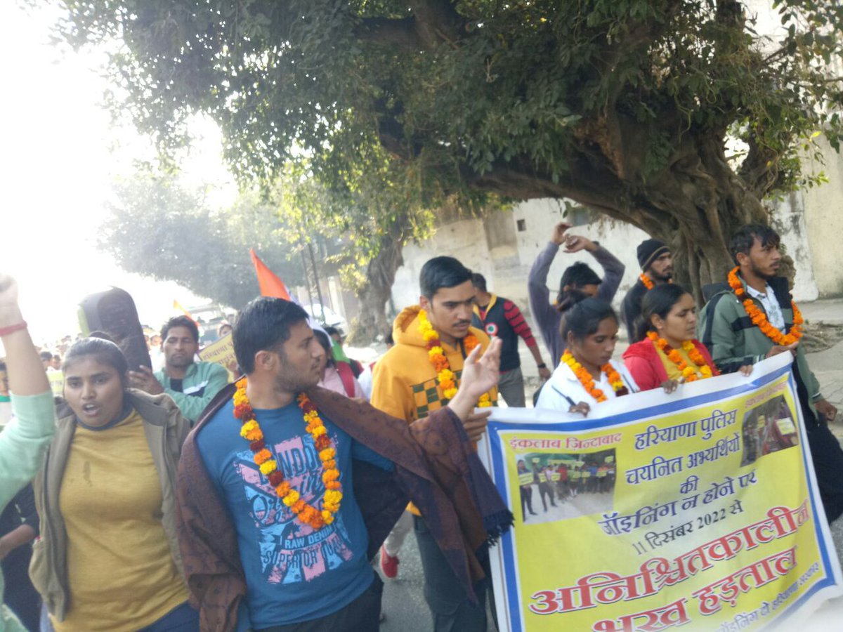 amitsha1130's tweet photo. Dear Haryana Govt, 
We humbly request you to speed up the process of giving the appointment to the newly selected constables……
@PMOIndia
@cmohry @anilvijminister
@Dchautala
@DiprHaryana
@mlkhattar
@HSSCorg_in
@DGPHaryana

#Haryana_Police_Joining_do https://t.co/5Qfpq5j1jn