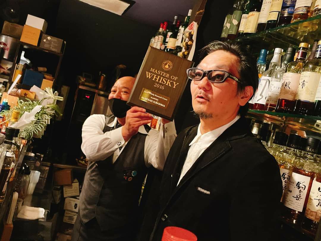 Moondeceiver's tweet photo. Had an outstanding time with friends yesterday.

#blindedbyfear #bargroovy https://t.co/aiMqltKg14
