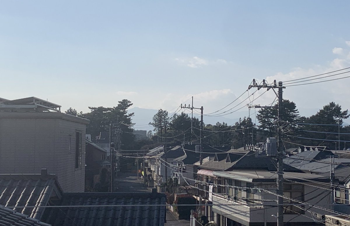 PM2.5の季節が。。
霞ひどい。