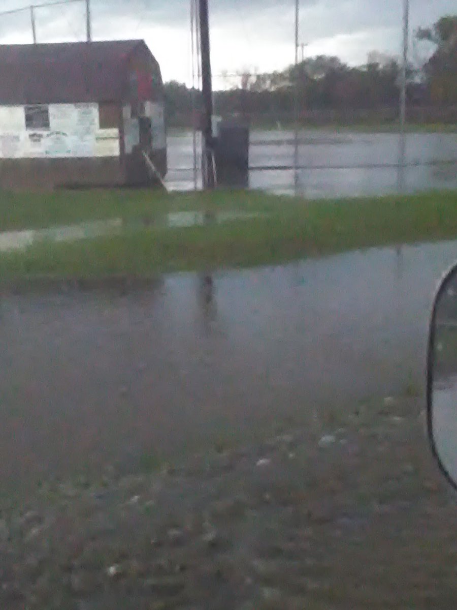 New town every hour on Twitter "Severy, Kansas Population 231 Photos