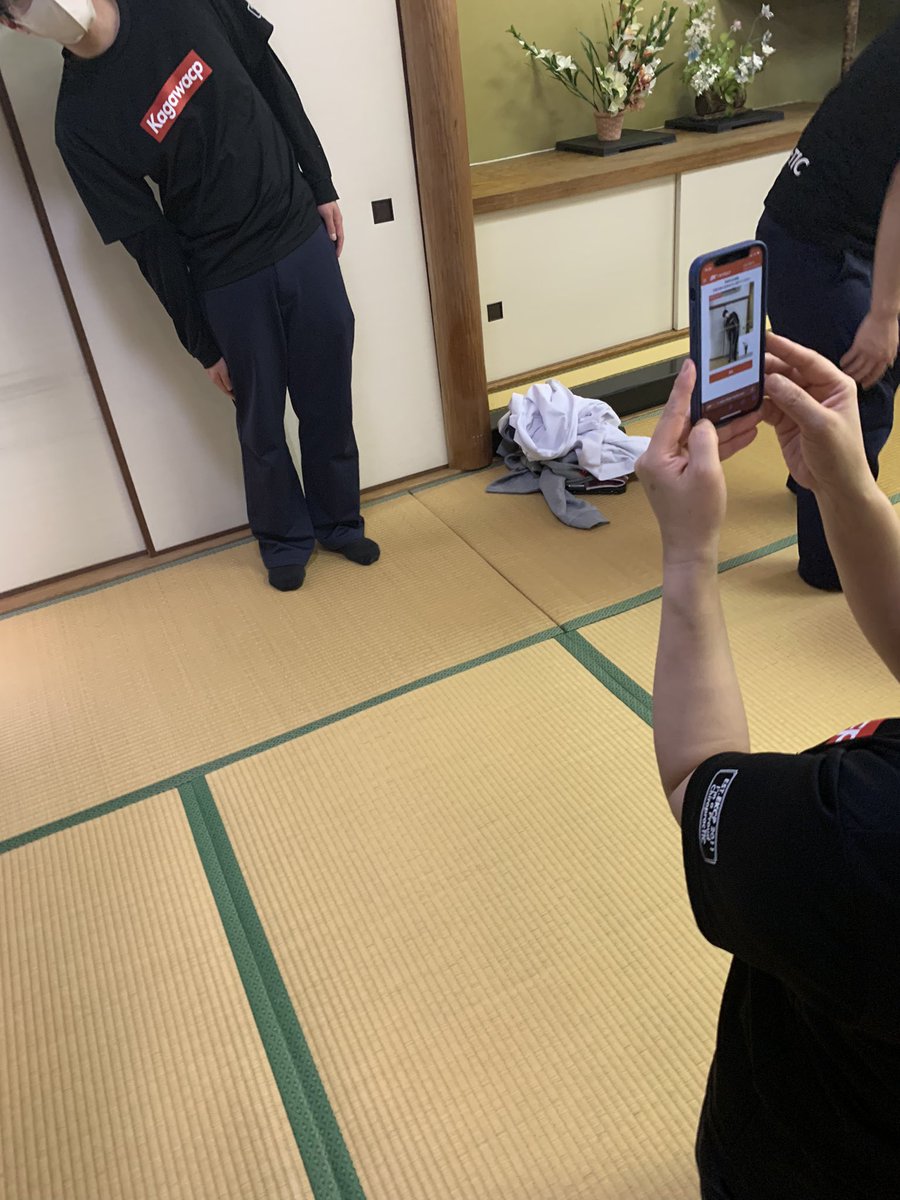 本日は、勉強会のため終日お休みでした。
しっかり勉強してきました。明日から患者様に精一杯還元していきます！
明日9日(月・祝)は15時以降に空きがあります、気軽にご連絡ください♪