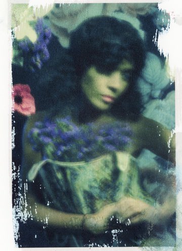 letiphoto's tweet image. End of Year Portraits
#imagetransfer
#theself
#12dressesofchristmas