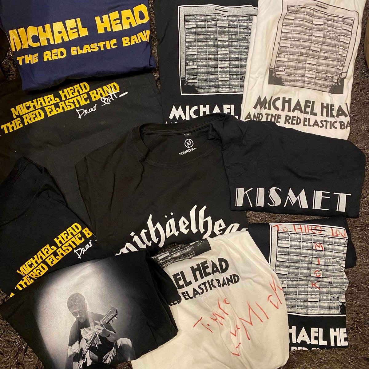 hiro_monstera's tweet photo. Finally my 'Dear Scott' collection is complete.
2022 was the year of 'Dear Scott' for me.
This will be a classic forever, not just the Best of 2022.
Massive Ta' to @michaelheadtreb 
#michaelheadandtheredelasticband
#dearscott
#michaelhead https://t.co/NWNgN0tp4Q