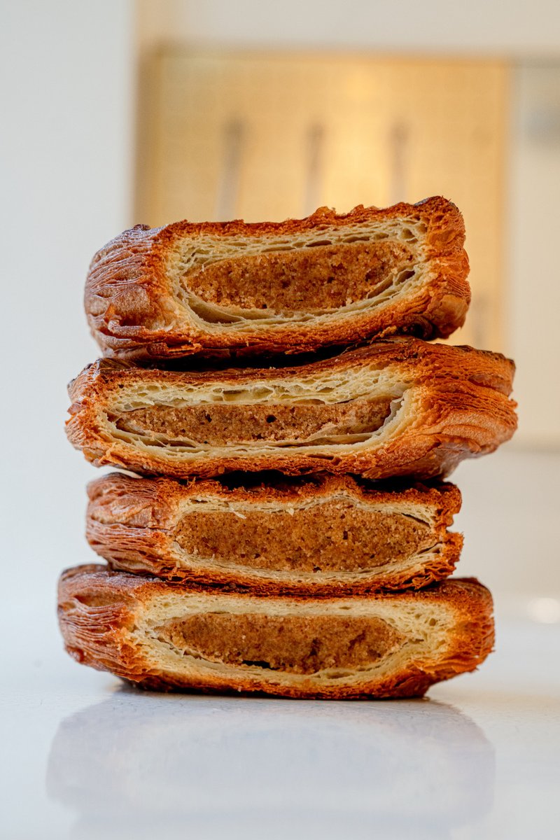 VisitParisIdf's tweet photo. La saison des Galettes des Rois est ouverte ! 😋
👉 https://t.co/0gLSpjEVzs
#visitparisregion https://t.co/tcfo784RG4