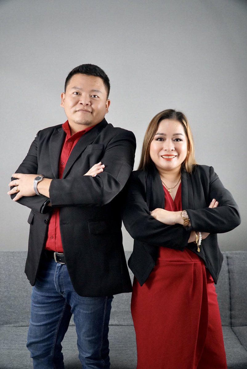 bigbrainsph's tweet image. Mr. and Mrs. Avila Photoshoot Session ❤️

Client 🏙️
Avila Real Estate Services

Photo 📸
Faith Alatraca

Studio 📺
Big Brains Studio Davao 

Book your corporate photos with us!

#BigBrainsPH #StudioExperience #ExperienceExcellence