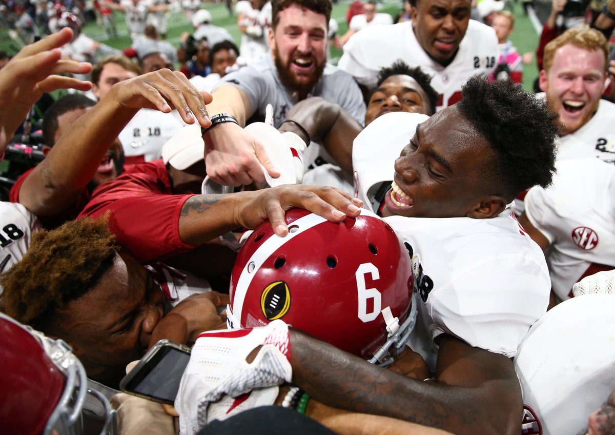 BamaCentral's tweet photo. Also on this date in Crimson Tide history five years ago today... 2nd and 26 https://t.co/mbXOk88Sv6