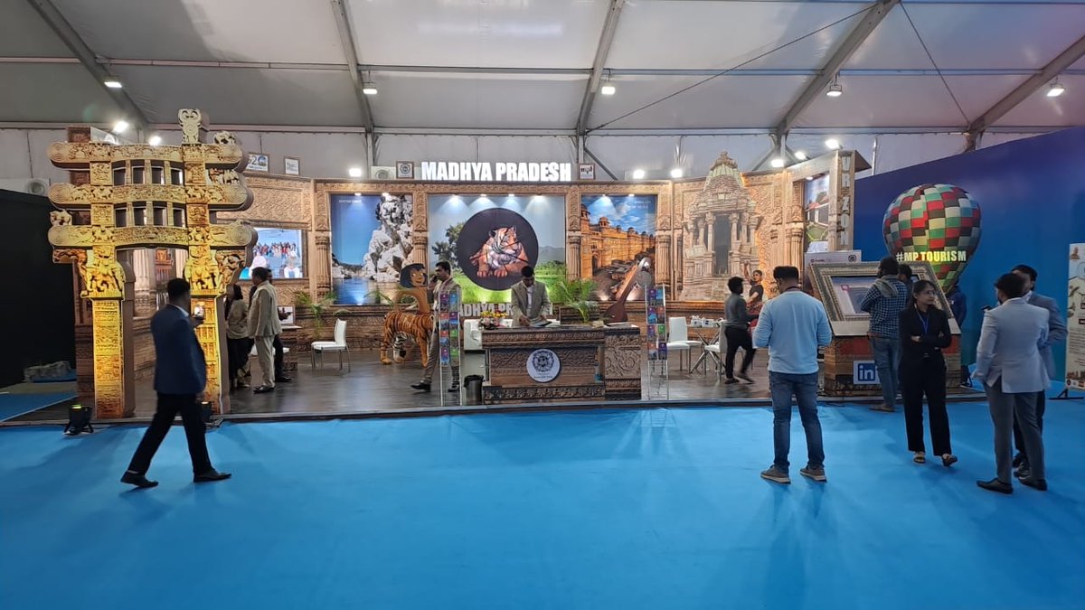 tellme_360's tweet photo. Welcome to the 17th Pravasi Bharatiya Diwas Convention 2023 in Indore.
#TellMeVR, the VR partner of MP Tourism, show casing Tourist Destinations of MP via VR
#PBD2023
#PBDIndore
#VR #MP #Oculus #FutureOfWork
#meta #tourism @tourismgoi @mptourism @IndiatourismM @vsrinivasarao18 https://t.co/I9DuMMtsnr
