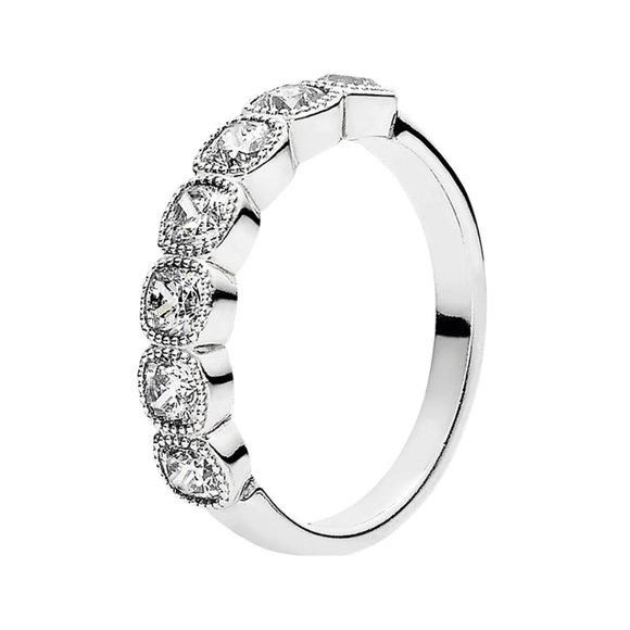 aritheblondie's tweet photo. So good I had to share! Check out all the items I'm loving on @Poshmarkapp from @TrendilyYours_ #poshmark #fashion #style #shopmycloset #rubyrd #pandora: https://t.co/cxBYV8HG9A https://t.co/nZDSM8w7tk
