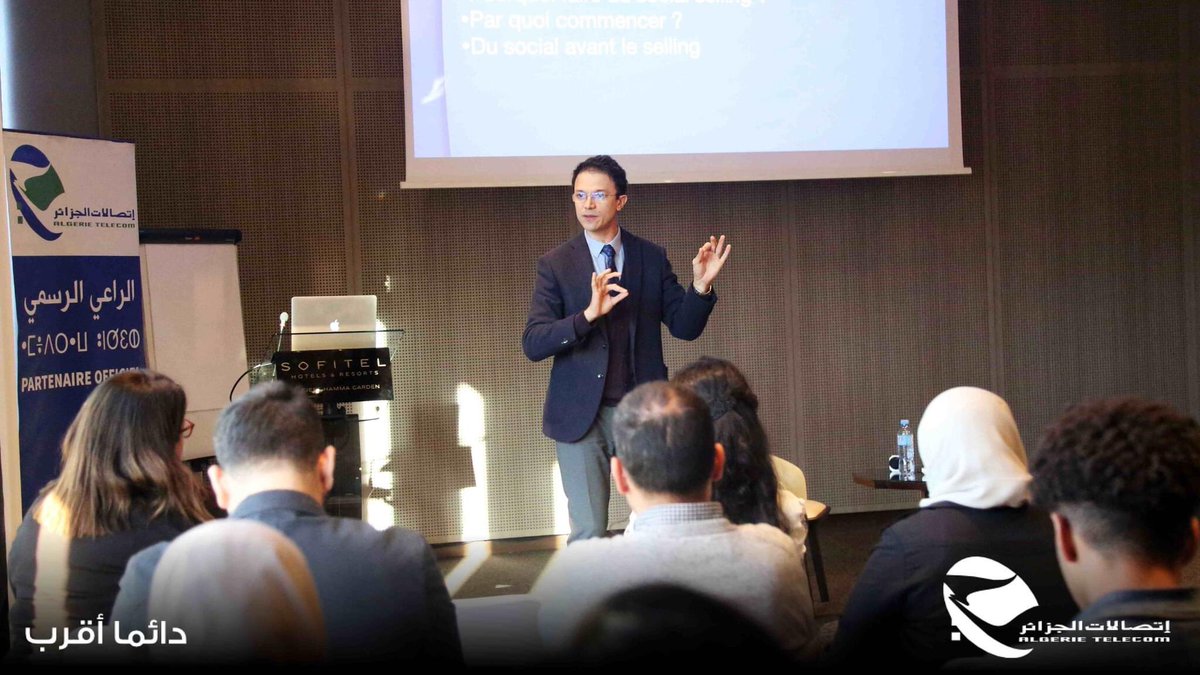 HichamBABAAHMED's tweet image. Merci aux organisateurs du #LinkedinLocal #LinkedinLocalAlgiers @AIncubme @AmoMariche j’ai eu l’honneur d’animer un atelier sur le #socialselling @Algerie_Telecom