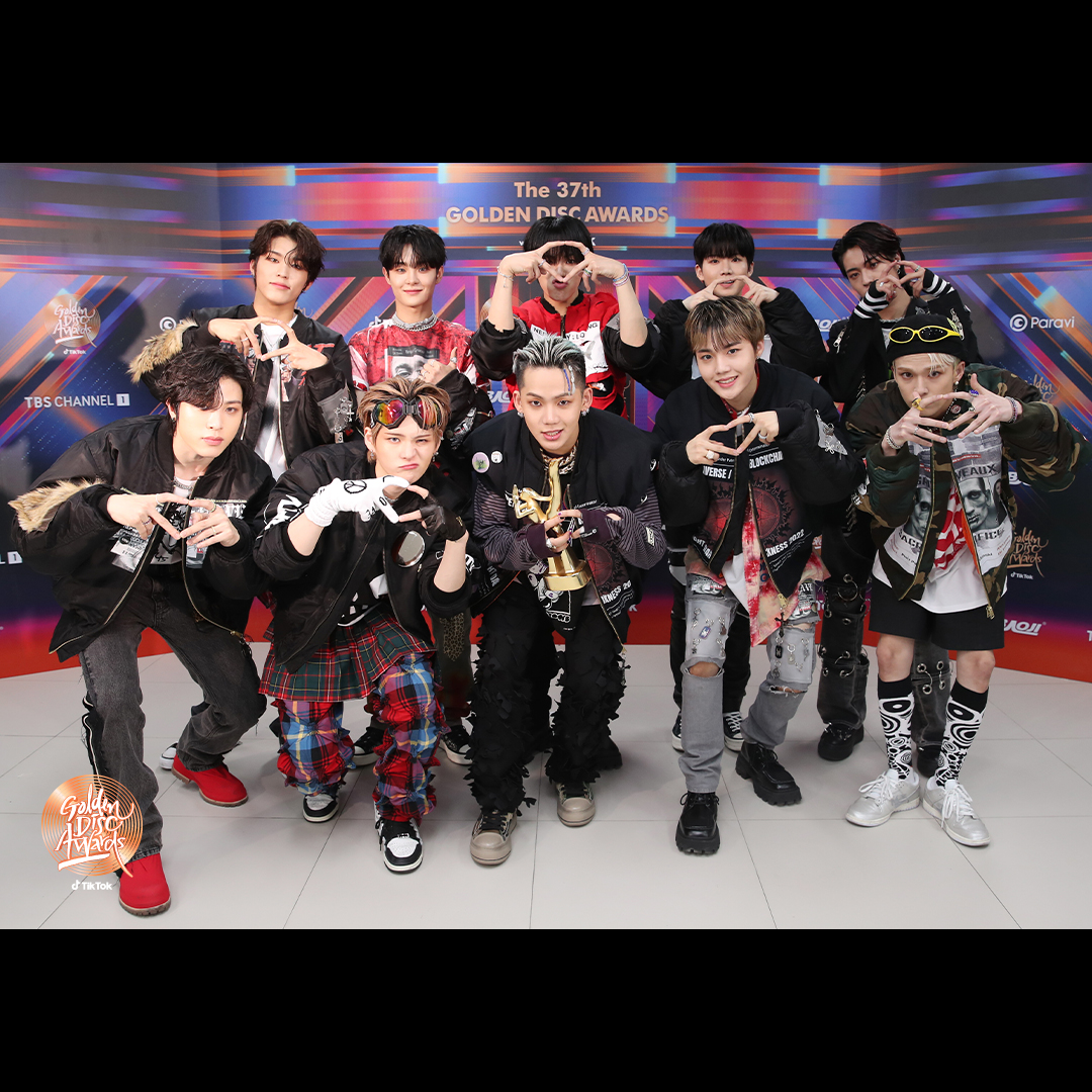 _GoldenDisc's tweet photo. Huge congrats to #TREASURE on winning ✨BEST GROUP✨ at the 37th Golden Disc Awards with TikTok🎉💖

#골든디스크어워즈 #goldendiscawards #골든디스크 #goldendisc #틱톡 @TiktokKR #트레저 @treasuremembers https://t.co/PAnwovcQrw