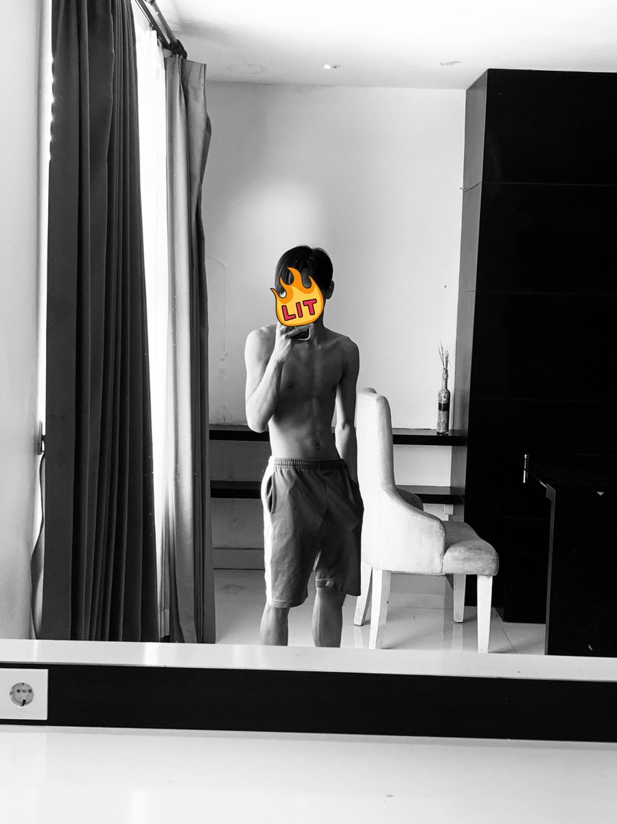 tapestryxx's tweet photo. p collab? https://t.co/WuMfPhvba7