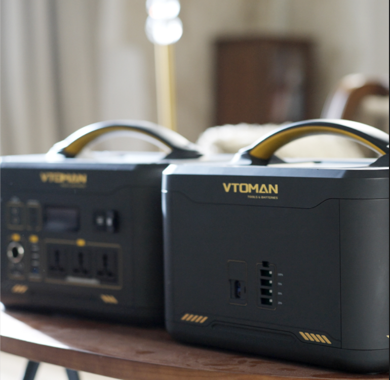 VTOMAN_Official's tweet photo. Today's #VTOMAN Tip📍:#ExtraBattery-4
🧐Re/Dis-charge priority:
⭐Extra battery (EB) discharges first, and the host portable power stations recharge first.
#backup #outdoortrip #outdoor #Travel #explorer #Blackout #powercut #gridlock #power #battery #household https://t.co/BB4sZWDOMl
