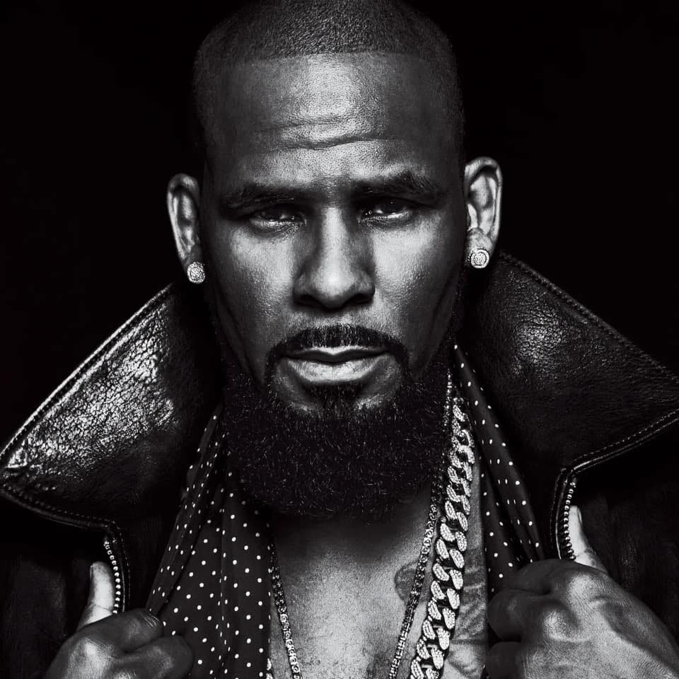 Happy Birthday to R. Kelly (January 8, 1967). 