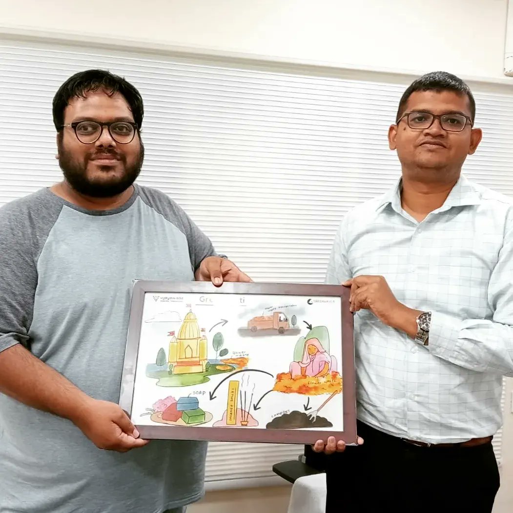 greencomrades's tweet photo. ♻️We @Greenwaveses in association with @OURVMC offer a wide selection of sustainable alternatives to everyday products.We gifted this painting to @OURVMC Commissioner Sri @PundkarSwapnil #upcycle #savetheplanet #zerowaste #noplastic #ecokit #vijayawada #sustainabilitykit #recycle https://t.co/V7cARNejJk