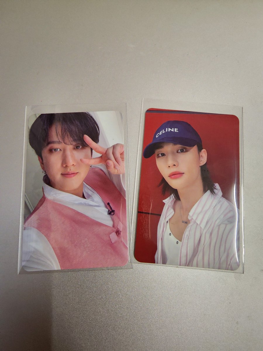 bellalalaland's tweet image. Alhamdulillah,  penantian yang tidak sia2. Thank you @yongheestay tolong belikan 2 ketul ni. Cantik, lagi2 changbin pakai hanbok ni. 

#yongheefeedback