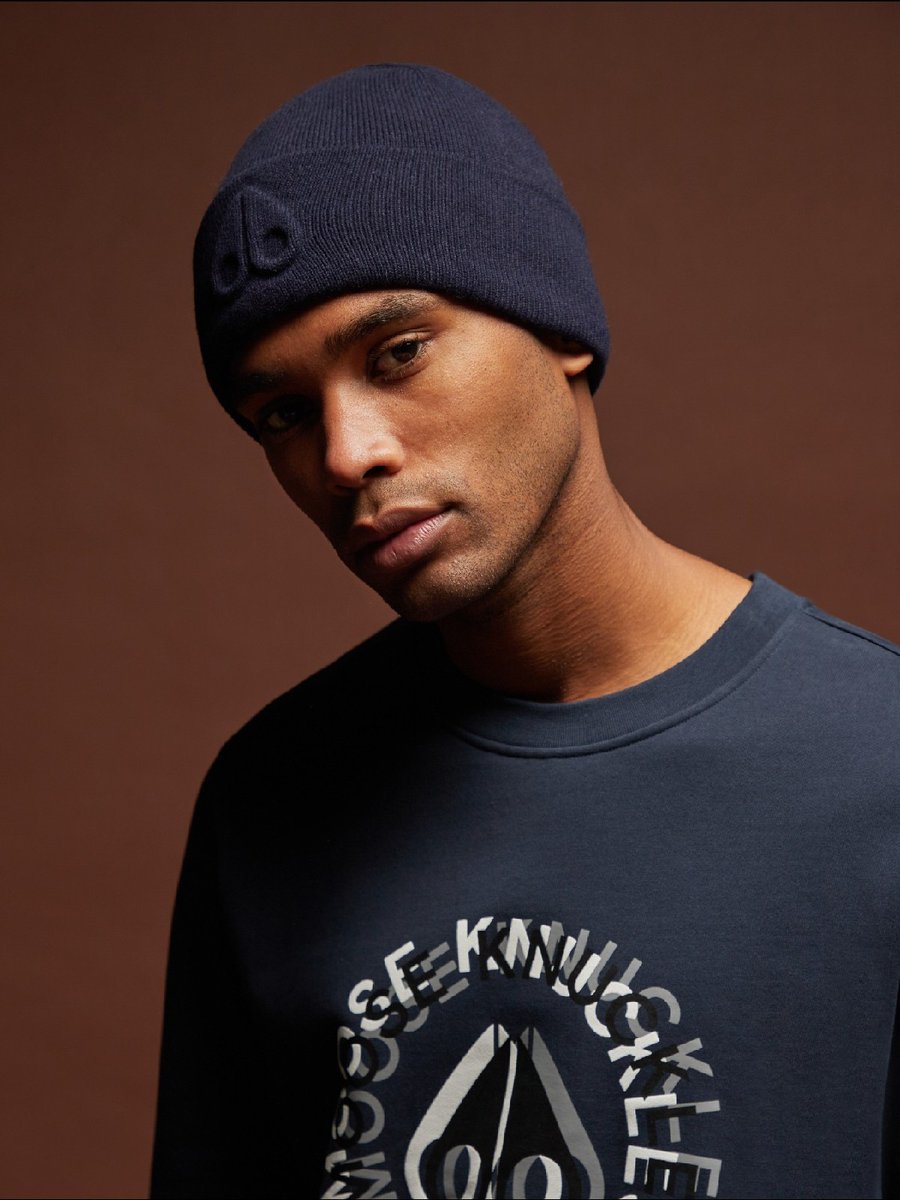 TessutiUK's tweet image. EXCLUSIVE TO TESSUTI: Moose Knuckles Double Logo Sweatshirt

Coming in a navy colourway and boasting a cotton construction, the graphic printed t-shirt guarentees a standout look. 

Shop here: bit.ly/3YqJzzc

#Tessuti #MooseKnuckles #WinterFashion #Exclusive