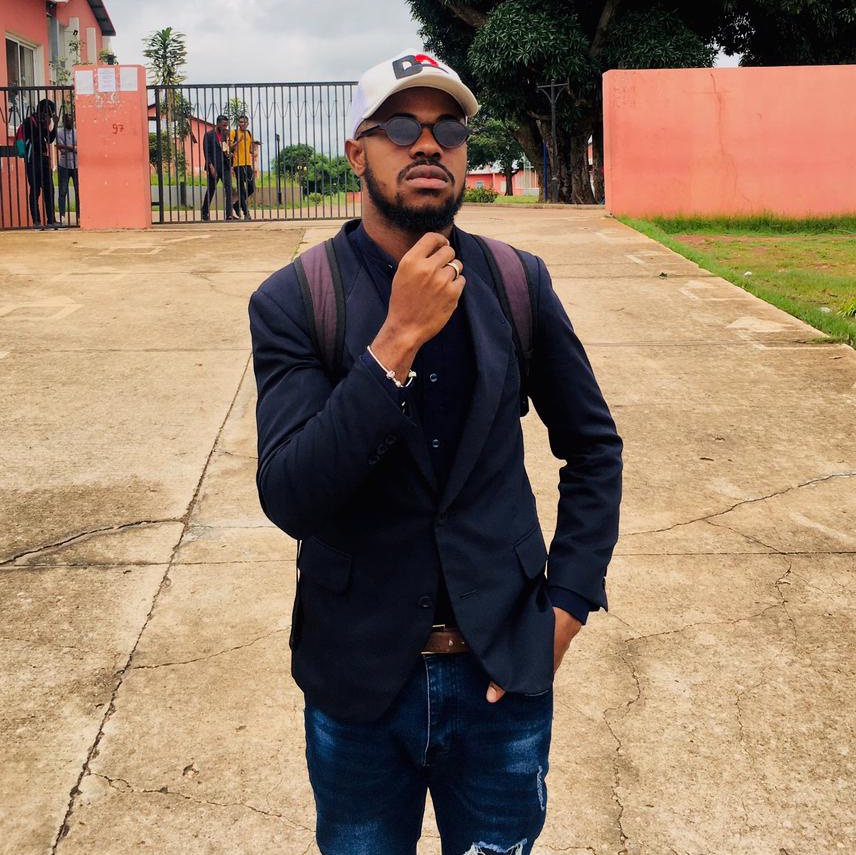 FitzeraldoTzer's tweet photo. #NewProfilePic https://t.co/9p84yp45zY