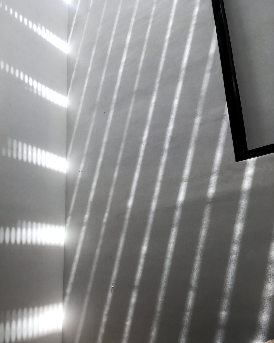 hybridrhythm's tweet photo. As the sun rotates around the earth, the poetic interaction of light and shadow creates patterns that never repeat themselves, enhancing the interior experience.#experience #interior #parametricdesign #computationalthinking #digitalfabrication #applications #hybridrhythm #Indian https://t.co/qER7CZa4qR