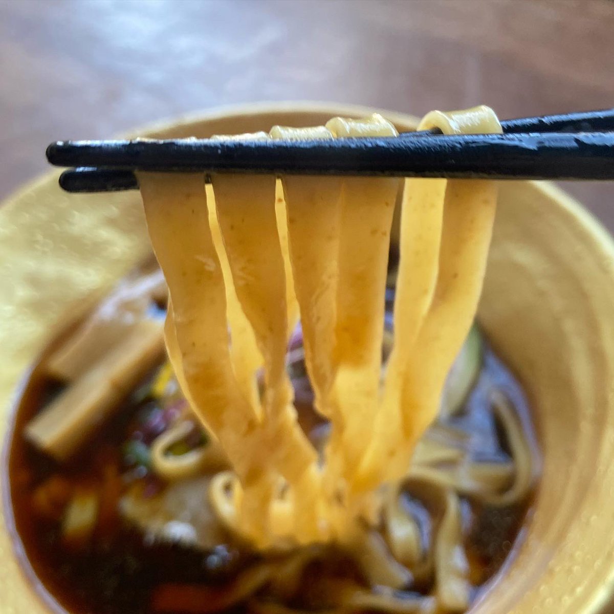 AWANOUTA3's tweet photo. 本日の賄い🔥

七里BLACK改🍜😤👍

クッソ美味い😋

ディナーもスーパー張り切って営業致します😤

Open
17:30〜20:30
L.o.19:45

ラーーーーーーーーーーーーーーーーーーーーーーーーーーシャイ🔥🔥🔥🔥🔥🔥🔥 https://t.co/mSWNj0HoqC