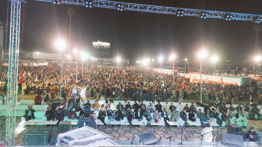 PPPDCSocialMedi's tweet photo. استاد سید مسرور احسن نے یہ ثابت کیا کہ 
طاقت کا سر چشمہ عوام ہے 💯🇱🇾💯
@BBhuttoZardari @SMasroorAhsan @WaqarMehdiPPP1 @SaeedGhani1 @TehsinAbidi @SyedaShehlaRaza @iDrAsim @MediaCellPPP @PPP_Org @SyedNasirHShah @SyedMusaGillani https://t.co/8cxMGjFJvU