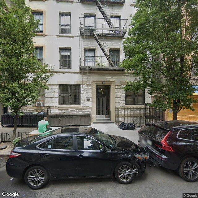 A residential tenant was evicted from 21 East 108Th Street, in Manhattan 10029, on Friday, December 09, 2022.